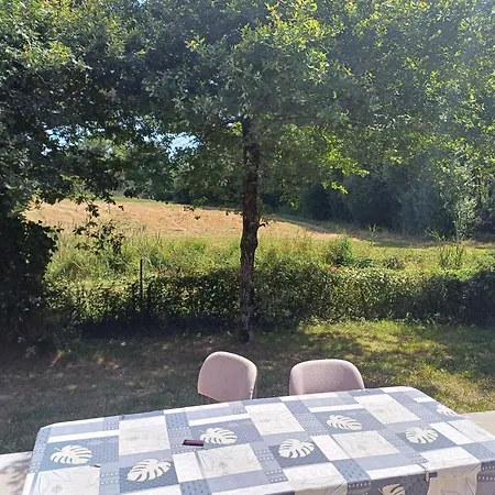Vakantiehuis Maison Simple Et Chaleureuse *